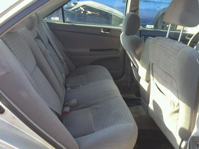 4T1BE32K05U055361 - 2005 TOYOTA CAMRY LE ვერცხლისფერი ფოტო 6