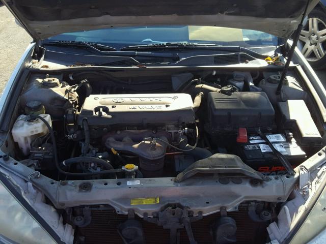 4T1BE32K05U055361 - 2005 TOYOTA CAMRY LE ვერცხლისფერი ფოტო 7