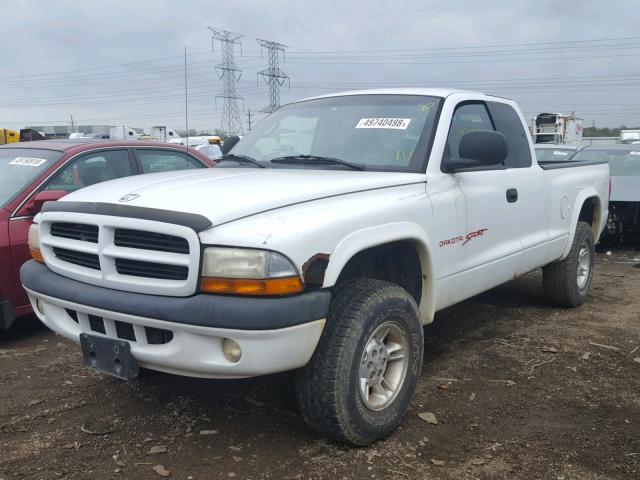 1B7GG22Y9WS637572 - 1998 DODGE DAKOTA WHITE photo 2