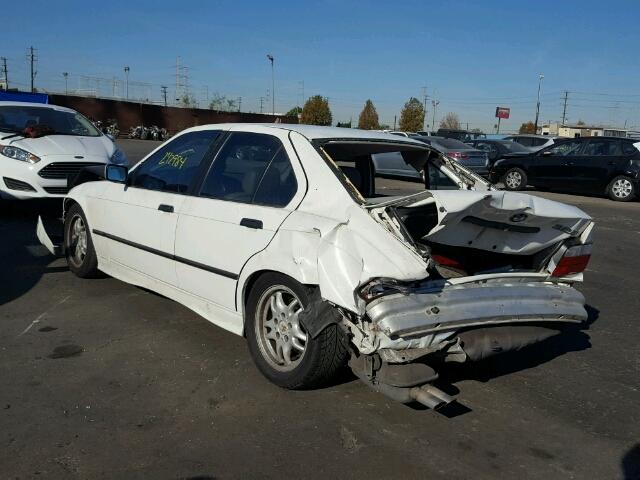 WBACB4315PFL06845 - 1993 BMW 325 I AUTO WHITE photo 3