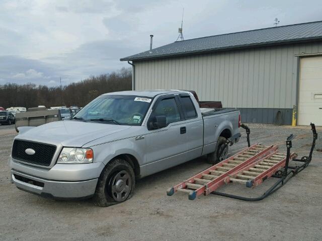 1FTRX12W86KB27229 - 2006 FORD F150 SILVER photo 2