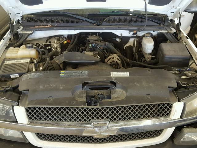 1GCGK13U33F248354 - 2003 CHEVROLET SILVERADO WHITE photo 7