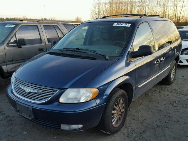 2C8GT64L62R558844 - 2002 CHRYSLER TOWN & COU BLUE photo 2