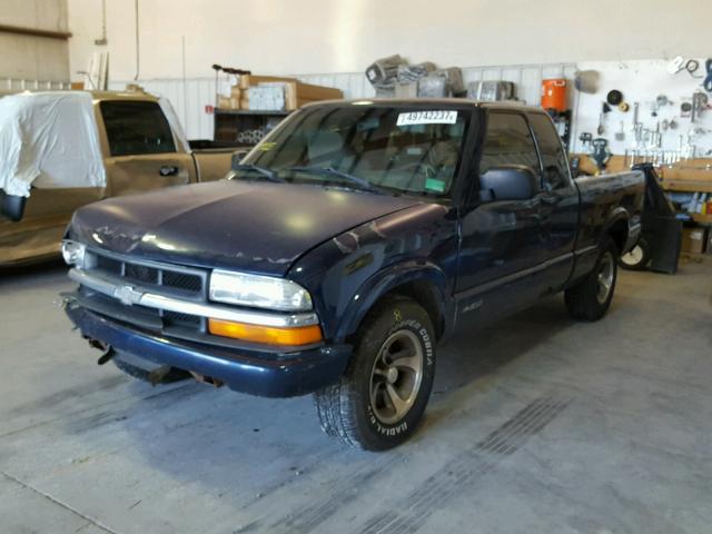 1GCCS19W6Y8186371 - 2000 CHEVROLET S TRUCK S1 BLUE photo 2