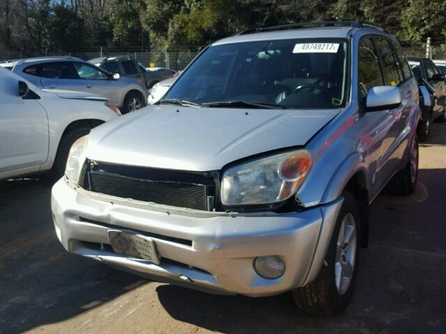 JTEHD20VX50047523 - 2005 TOYOTA RAV4 SILVER photo 2