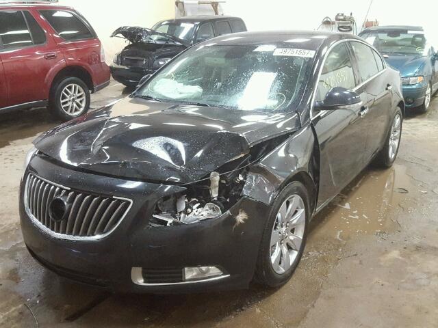 2G4GS5EV2D9128421 - 2013 BUICK REGAL PREM BLACK photo 2