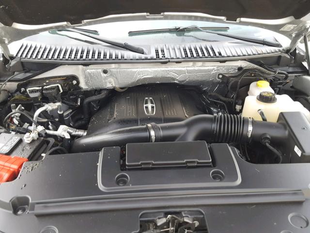 5LMJJ2JT8HEL02858 - 2017 LINCOLN NAVIGATOR 银色 照片 7