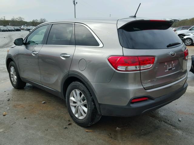 5XYPG4A31HG299577 - 2017 KIA SORENTO LX GRAY photo 3