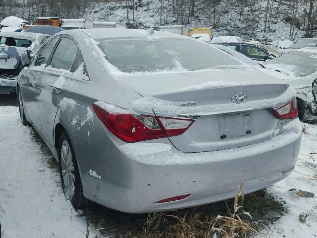 5NPEC4AC3BH001324 - 2011 HYUNDAI SONATA SILVER photo 3