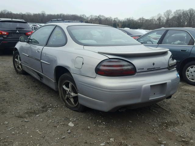 1G2WP12K2YF138212 - 2000 PONTIAC GRAND PRIX SILVER photo 3