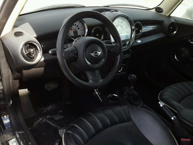 WMWSU3C51BT251551 - 2011 MINI COOPER BLACK photo 9