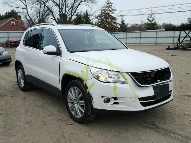 WVGBV75N49W541677 - 2009 VOLKSWAGEN TIGUAN SE WHITE photo 1