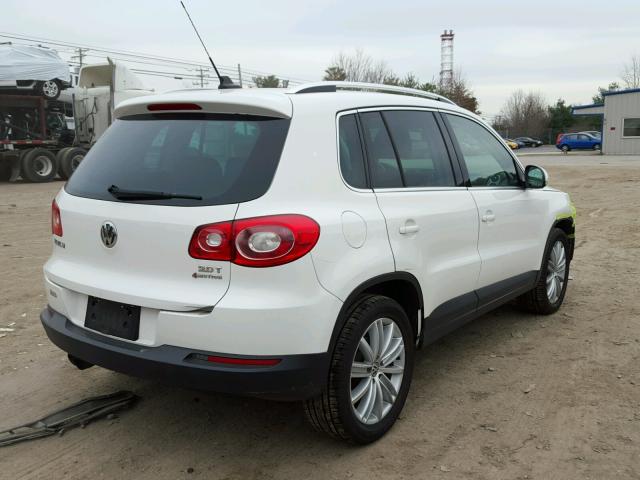 WVGBV75N49W541677 - 2009 VOLKSWAGEN TIGUAN SE WHITE photo 4