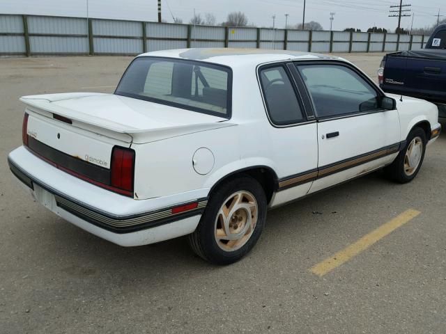 1G3NF14A4MM051321 - 1991 OLDSMOBILE CUTLASS CA WHITE photo 4