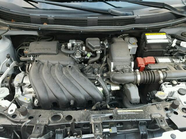 3N1CN7AP3HK452339 - 2017 NISSAN VERSA S SILVER photo 7