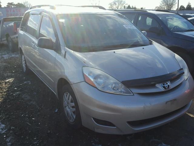 5TDZK23C07S015446 - 2007 TOYOTA SIENNA CE SILVER photo 1