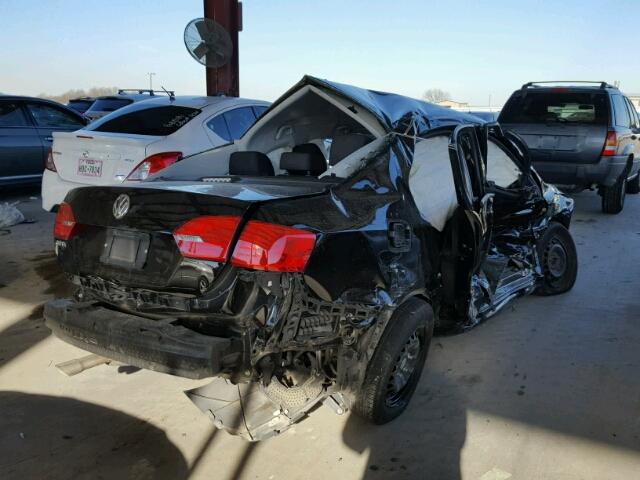 3VW2K7AJ4EM372719 - 2014 VOLKSWAGEN JETTA BASE შავი ფოტო 4