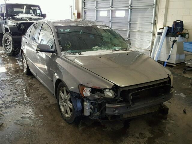 YV1MS382242006924 - 2004 VOLVO S40 2.4I GRAY photo 1