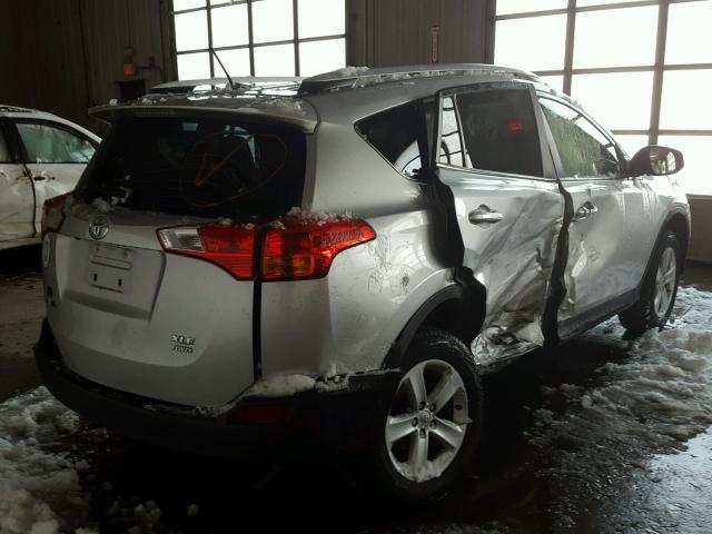 JTMRFREVXED080034 - 2014 TOYOTA RAV4 XLE SILVER photo 4