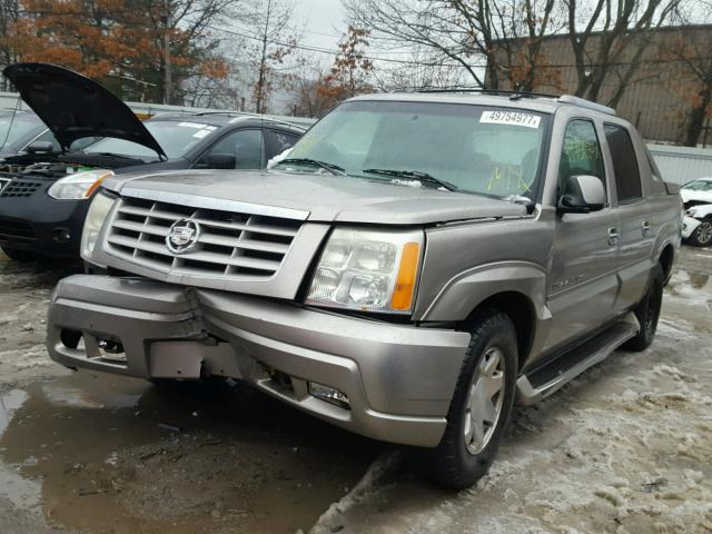 3GYEK63NX2G318484 - 2002 CADILLAC ESCALADE E BEIGE photo 2