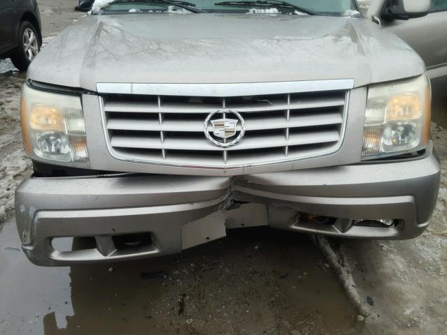 3GYEK63NX2G318484 - 2002 CADILLAC ESCALADE E BEIGE photo 7
