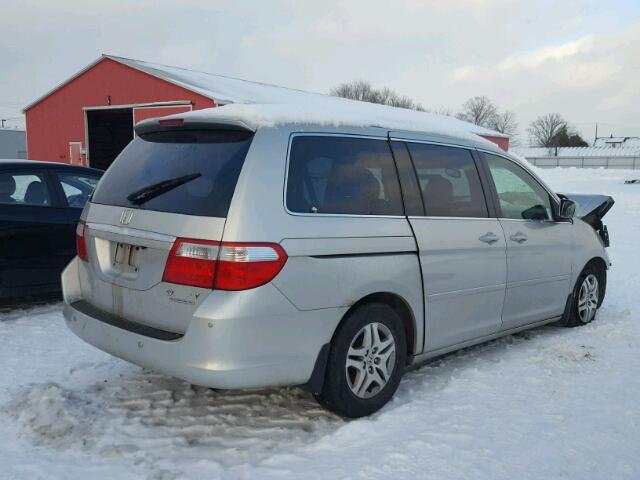 5FNRL38805B507998 - 2005 HONDA ODYSSEY TO SILVER photo 4