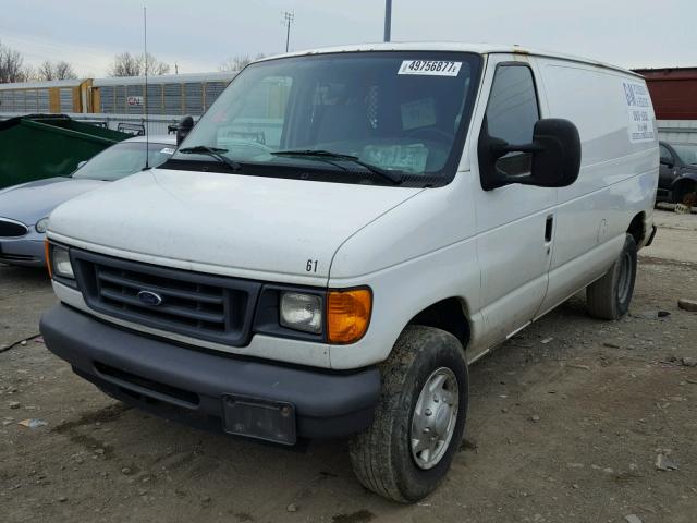 1FTSE34L17DA56564 - 2007 FORD ECONOLINE WHITE photo 2