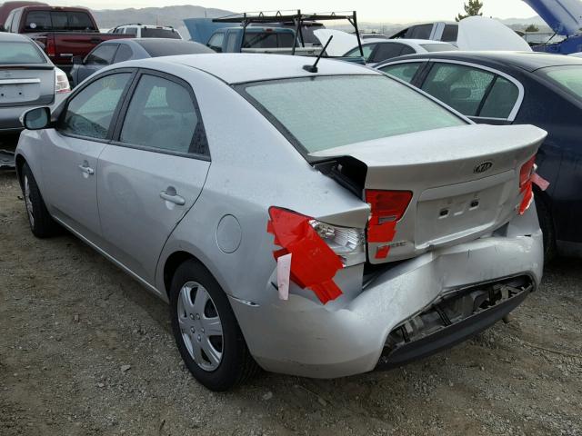 KNAFU4A21A5209156 - 2010 KIA FORTE EX SILVER photo 3