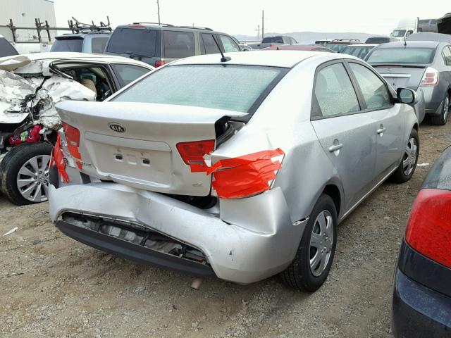 KNAFU4A21A5209156 - 2010 KIA FORTE EX SILVER photo 4