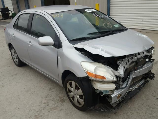 JTDBT923471076675 - 2007 TOYOTA YARIS SILVER photo 1