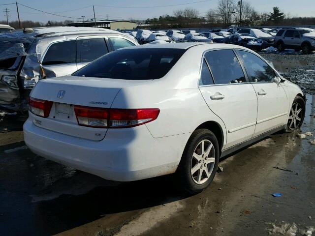 1HGCM563X3A006646 - 2003 HONDA ACCORD LX WHITE photo 4