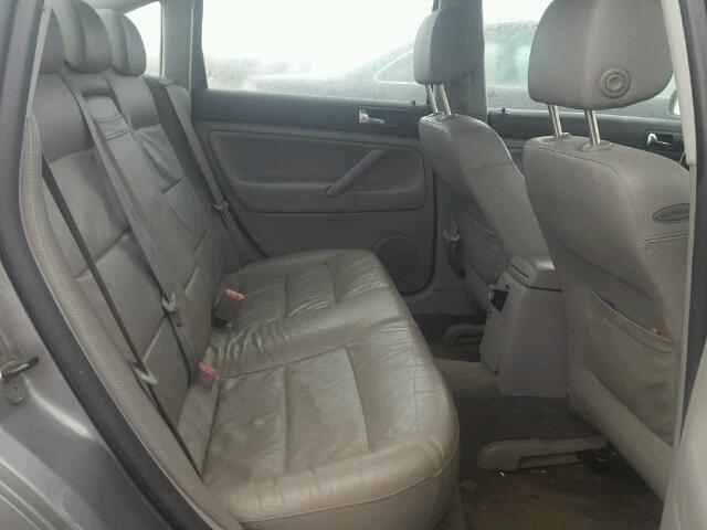 WVWPD63B72P455411 - 2002 VOLKSWAGEN PASSAT GLS GRAY photo 6