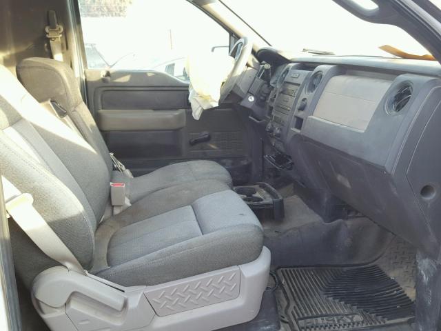 1FTRF12W59KA82869 - 2009 FORD F150 Blanco foto 5