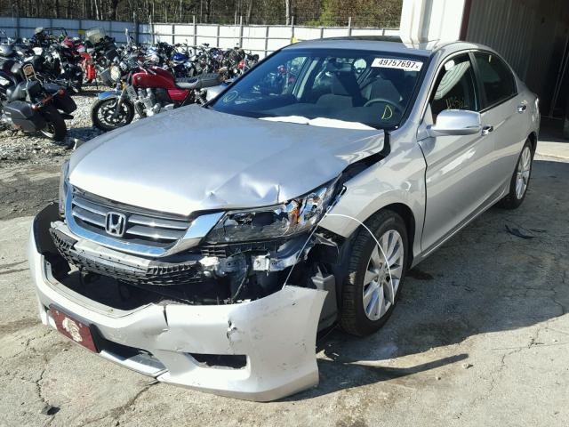 1HGCR2E77EA230013 - 2014 HONDA ACCORD EX SILVER photo 2