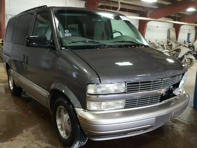 1GNDM19X82B141005 - 2002 CHEVROLET ASTRO GRAY photo 1