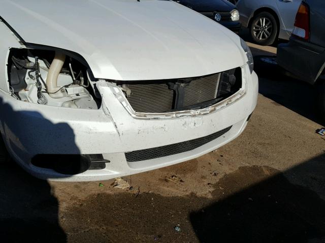 4A32B2FF8CE017076 - 2012 MITSUBISHI GALANT FE WHITE photo 9