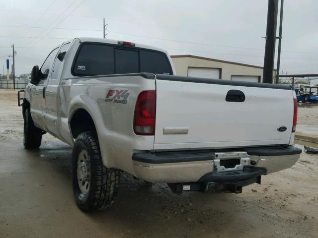 1FTSX215X5EB08419 - 2005 FORD F250 SUPER WHITE photo 3