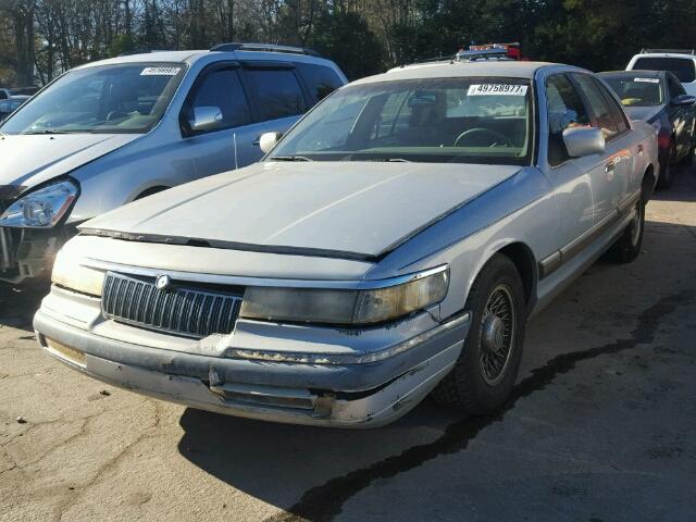 2MELM75W3RX625514 - 1994 MERCURY GRAND MARQ SILVER photo 2