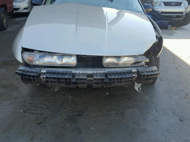 1G8ZK5275TZ180837 - 1996 SATURN SL2 GOLD photo 9