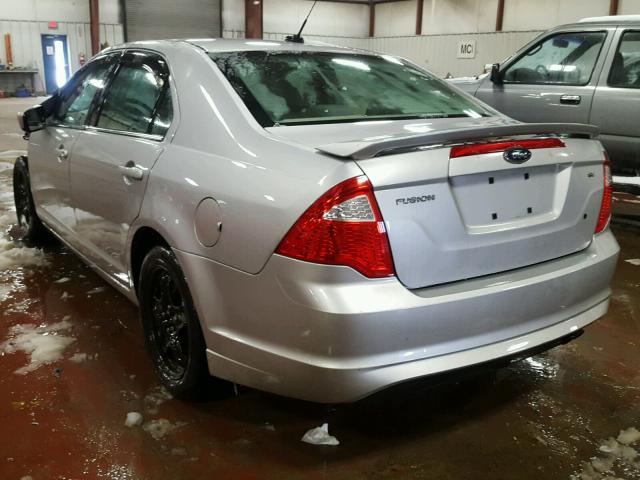 3FAHP0HA5AR150107 - 2010 FORD FUSION SE SILVER photo 3