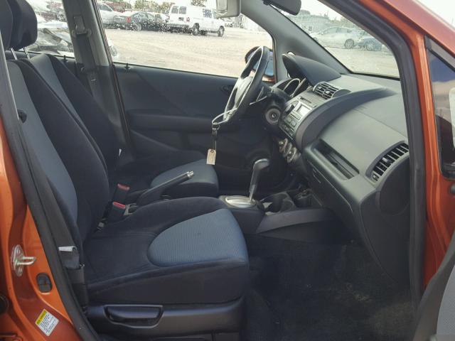 JHMGD38677S063333 - 2007 HONDA FIT S ORANGE photo 5