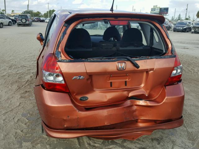 JHMGD38677S063333 - 2007 HONDA FIT S ORANGE photo 9