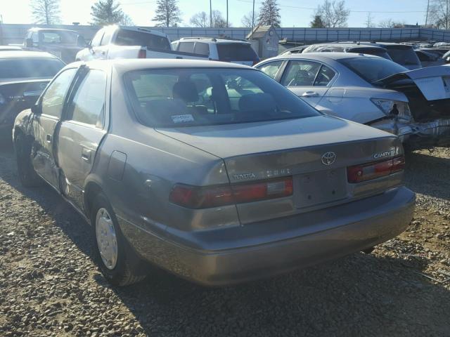 4T1BG22K0XU483728 - 1999 TOYOTA CAMRY CE TAN photo 3