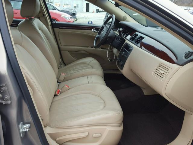 1G4HD57247U109006 - 2007 BUICK LUCERNE CX TAN photo 5