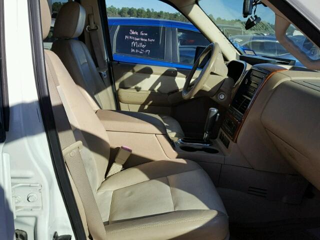 1FMEU64E48UB18877 - 2008 FORD EXPLORER E WHITE photo 5