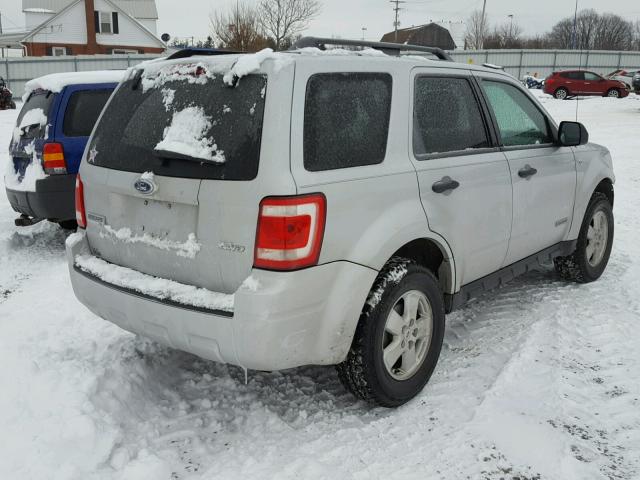 1FMCU93158KE47901 - 2008 FORD ESCAPE XLT SILVER photo 4