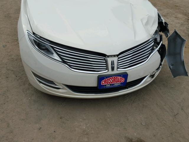 3LN6L2J93DR814512 - 2013 LINCOLN MKZ WHITE photo 7