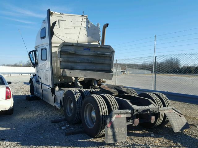 4V4NC9TJ6GN938429 - 2016 VOLVO VN VNL WHITE photo 3