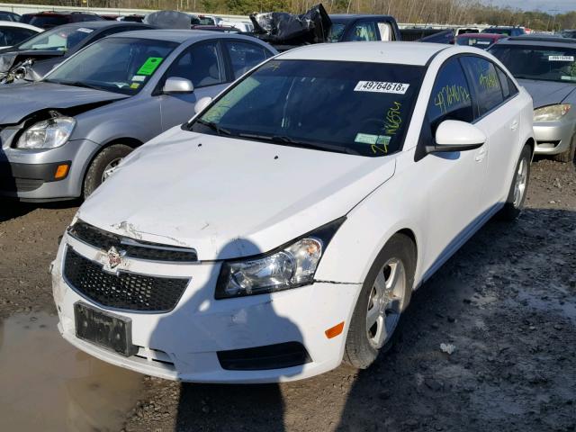 1G1PC5SB3D7203410 - 2013 CHEVROLET CRUZE LT WHITE photo 2