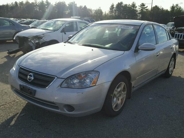 1N4AL11D82C231769 - 2002 NISSAN ALTIMA BAS SILVER photo 2